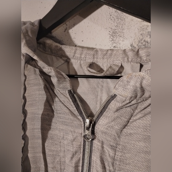 lululemon lightweight hooded zip drawstring waist robe jacket - Picture 3 of 11